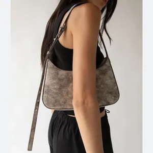 Oak+fort purse thumbnail 2