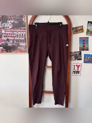 Vuori Daily Leggings Ruby Dark Burgundy Size XL thumbnail 3