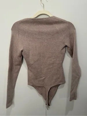 Abercrombie & Fitch Brown Knit Sweetheart Long Sleeve Bodysuit Size Small thumbnail 4