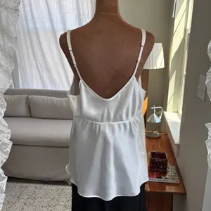Flora by Flora Nikrooz White Satin Blouse Slinky Sleepwear Tank Top Summer‎ XL thumbnail 6