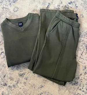 Gap Sweat Set  thumbnail 1