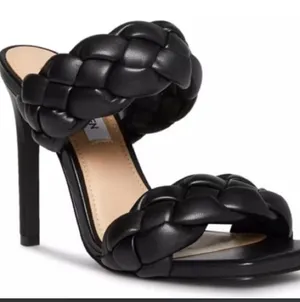 🆕 “Kenley” Steve Madden Elegant Black Braided Heels! Elegant black braided heels by Steve Madden! thumbnail 1