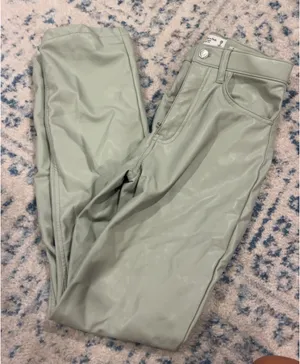 The 90s Straight Abercrombie Ultra High-Rise Green Leather Pant thumbnail 1