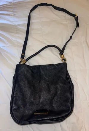 Marc Jacobs 100% Genuine Cow Leather Black Shoulder Bag thumbnail 1