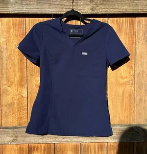FIGS Catarina One-Pocket V-neck Short Sleeve Scrub‎ Top navy size XXS nursing thumbnail 1