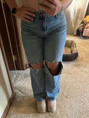 Hollister Jeans thumbnail 1