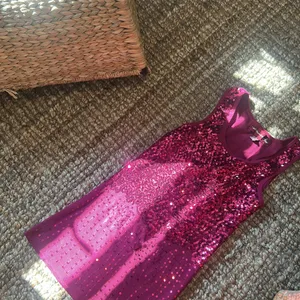 Sugar & Spice Vintage Pink Sequenced Tank Size Medium thumbnail 2