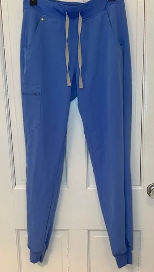 Figs Women’s Vibrant Blue Jogger‎ Scrub Pants size S Tall EUC thumbnail 1