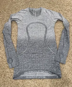 Lululemon Swiftly Tech Gray Ombré Long Sleeve Size 4 thumbnail 1
