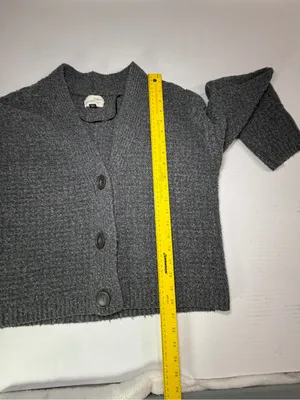 Universal Thread Gray Textured V-Neck Button Cardigan thumbnail 5