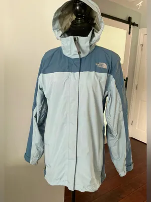 The North Face Women's Jacket ❄️☃️ thumbnail 3