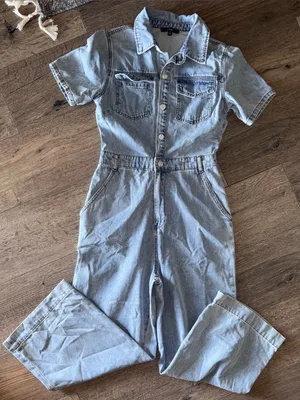 Lulu's Blue Denim Collared Jumpsuit Size S thumbnail 1