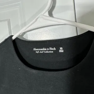 Abercrombie‎ Long-Sleeve Cotton-Blend Seamless Fabric Crew Bodysuit Black XS thumbnail 3
