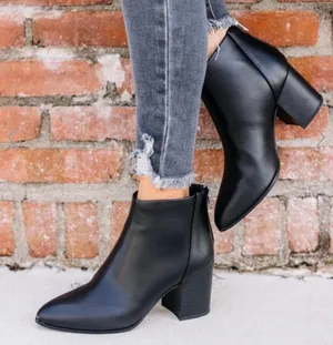 Black vegan Leather Ankle Bootie Size 8 thumbnail 1