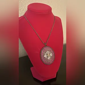 Vintage Pink Crystal Floral Statement Pendant Necklace Silver Tone 16” thumbnail 2