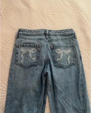 Hollister Bow Jeans thumbnail 2
