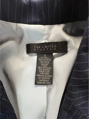 The Limited Stretch Women’s Small Navy Pinstripe Blazer Y2K Made in USA thumbnail 4