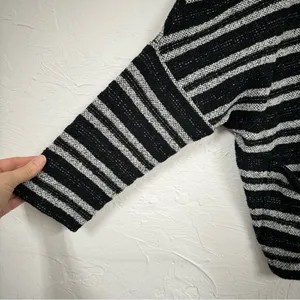 Madewell Grey Striped Slouchy Cardigan Sweater Womens Xs/S Oversized Boxy Boho thumbnail 3