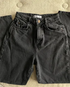 ZARA black  mom jeans thumbnail 1