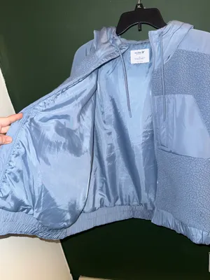 Old Navy Blue Crop Winter Jacket thumbnail 3
