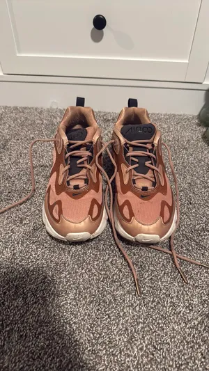 Nike Air Max 200 Women’s Holiday Sparkle thumbnail 4