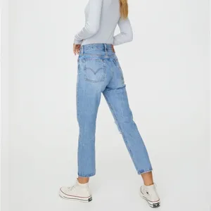 Levi’s Wedgie Straight Distressed Jeans‎ in Blue Size 25 thumbnail 2