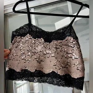 Express black lace gold sequin cropped cami top thumbnail 4