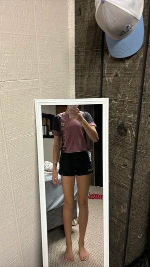 Cropped Tee thumbnail 3