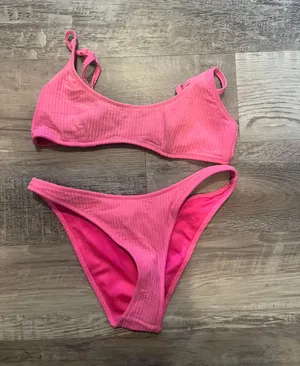 Triangl Swimwear thumbnail 1