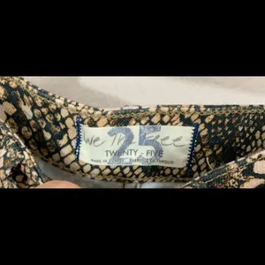 COPY - NWT We The Free Raw High Rise Printed Jeggings thumbnail 3