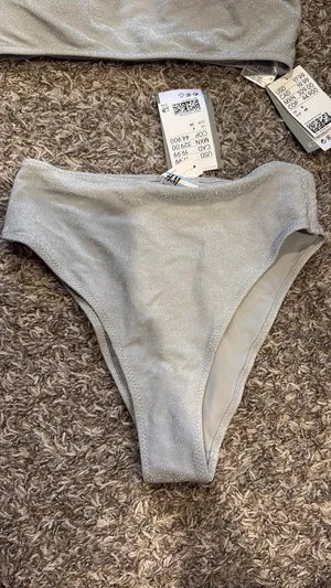 H&M Swimsuit set thumbnail 4