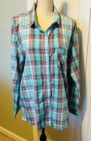 Victoria’s Secret Blue Pink Plaid Sleepshirt Long Sleeve‎ Button Front Medium thumbnail 1