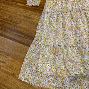 Sincerely Jules Floral Maxi Dress Size‎ Small Long Sleeve Tiered Smocked Back thumbnail 4