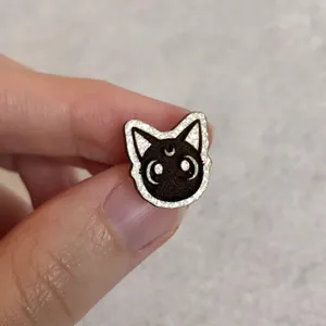 Sailor Moon Luna Wood Stud Earrings Brown thumbnail 3