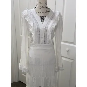 Muy Muy Fancy Cottage Core Lace Embroidered Bell Sleeves White Maxi Dress Sz Sm thumbnail 2
