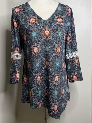 NY Collection Boho Top Asymmetric Hem Size Medium Bell Sleeves Geometric V Neck thumbnail 1