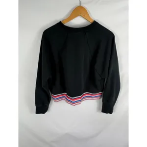 Nike Black Logo Striped Hem Pullover Crop Sweatshirt Size Medium thumbnail 4