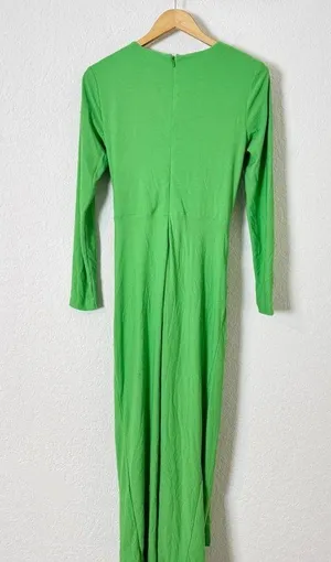 The Lorena Midi Dress in Bright Green thumbnail 7