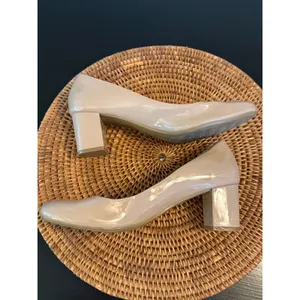 CL by‎ Laundry Nude Patent Block Heel Pumps Round Toe Shoes Size 8.5 ACF-001 thumbnail 11