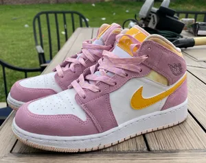Nike Air Jordan Retro Mid Sweet Pink Color thumbnail 1