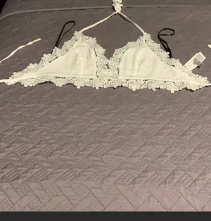 Forever 21 Croptop thumbnail 2