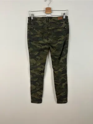 Judy Blue Skinny Camo Distressed Jeans Skinny Fit Size 9/28 Women's thumbnail 5