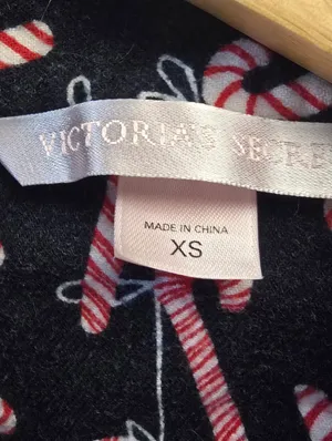{XS} Vintage Victoria's Secret Christmas Candy Cane Pajama Set thumbnail 9