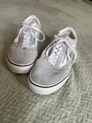 Vans Sneakers Women’s 9.5 thumbnail 4