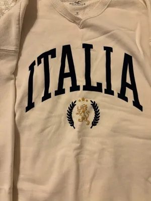 Crewneck Pullover thumbnail 3