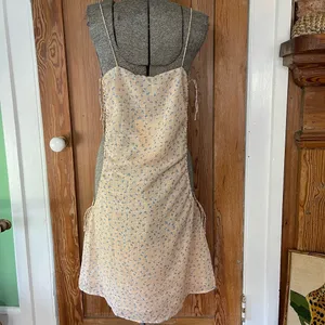 NWT Sabo Skirt Side Cut-Out Bluebell Nara Mini Dress ~ Size Medium 💛🍄 thumbnail 5