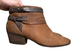 🤎 CLARKS “Spye Comet” Leather Ankle‎ Booties Sz 9.5 🤎 thumbnail 1