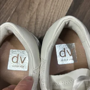 Dolce Vita Harrysun Lace Sneaker Size 6.5 White Wedding Shower NWOT thumbnail 4