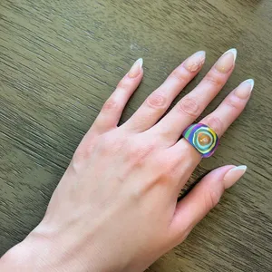 Vintage Lucite Plastic Acrylic Psychedelic Ring thumbnail 5