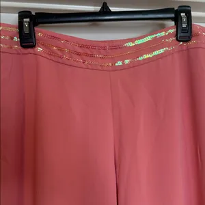 Gianni Rodini Wide Leg pink pants with sequin detail around waist sz 10 thumbnail 3